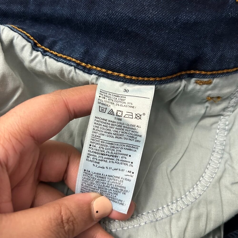 Old Navy Plus Size Mid Rise Power Slim Straight Jeans - Picture 10 of 13